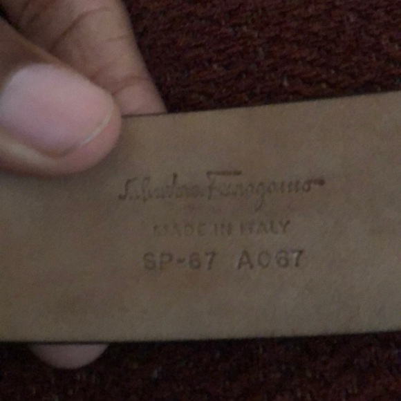 Python leather Ferragamo belt - Picture 4 of 8